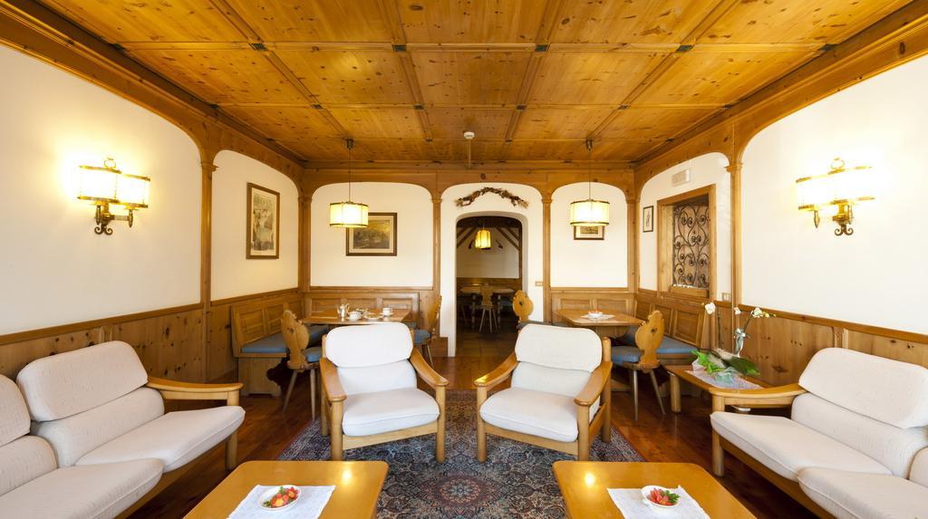 Hotel Bellaria - Cortina D'Ampezzo Ngoại thất bức ảnh